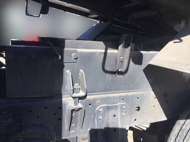 日野デュトロダブルキャブ・ダンプ小型（2t・3t）[写真12]