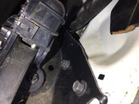 日野デュトロダブルキャブ・ダンプ小型（2t・3t）[写真16]