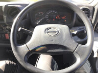 日野デュトロダブルキャブ・ダンプ小型（2t・3t）[写真24]