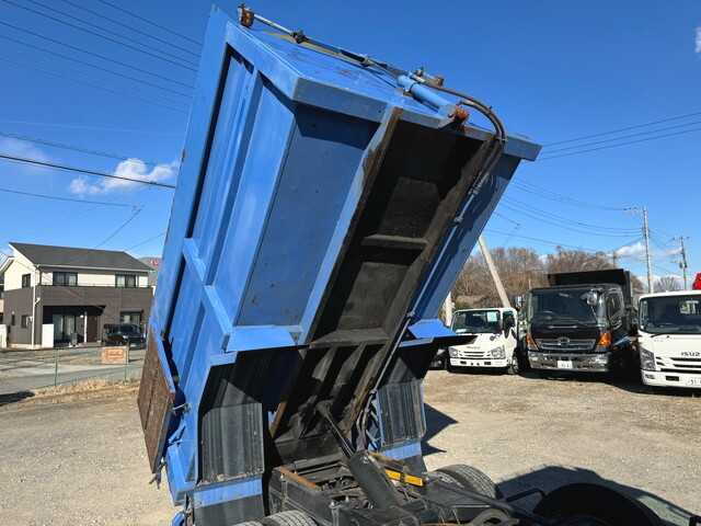 いすゞエルフ深ダンプ（土砂禁ダンプ）小型（2t・3t）[写真19]