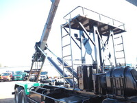 三菱ふそうスーパーグレートコンテナ専用車大型（10t）[写真13]