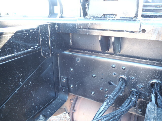 三菱ふそうスーパーグレートコンテナ専用車大型（10t）[写真14]