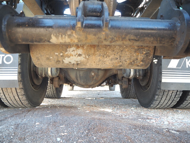 三菱ふそうスーパーグレートコンテナ専用車大型（10t）[写真19]