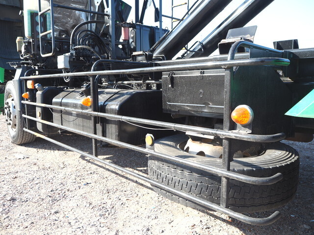 三菱ふそうスーパーグレートコンテナ専用車大型（10t）[写真19]