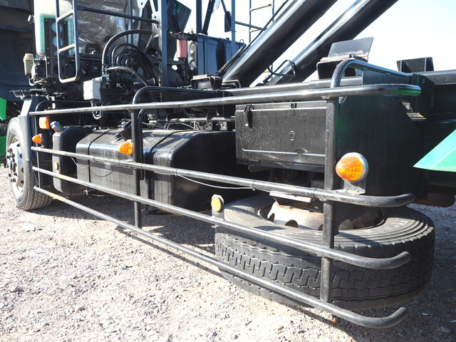 三菱ふそうスーパーグレートコンテナ専用車大型（10t）[写真20]