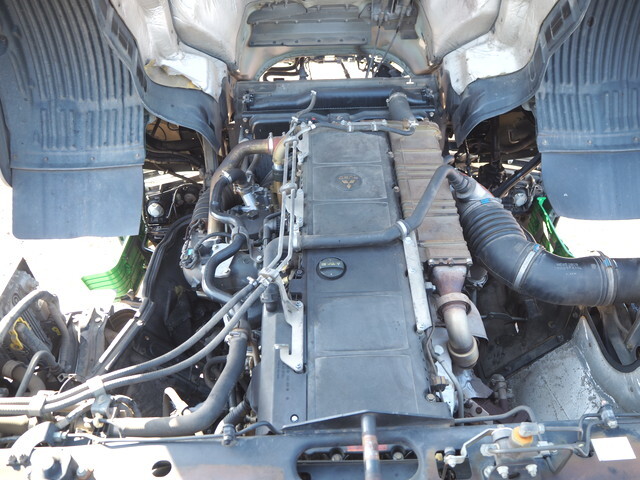 三菱ふそうスーパーグレートコンテナ専用車大型（10t）[写真23]