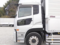 UDトラックスクオンアルミウイング大型（10t）[写真13]