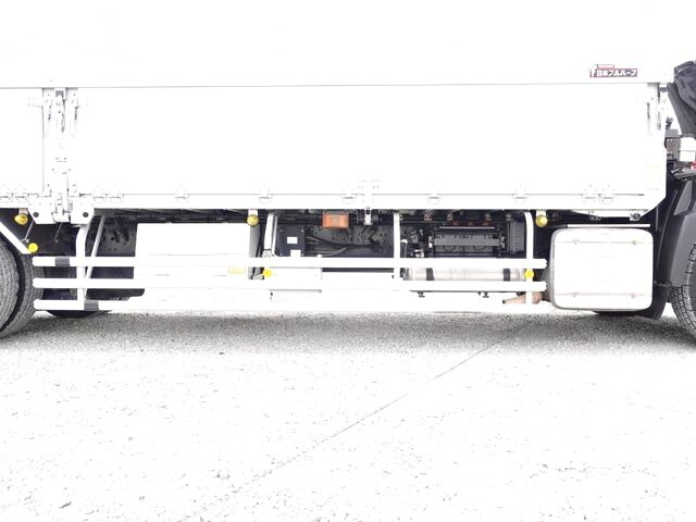 UDトラックスクオンアルミウイング大型（10t）[写真17]