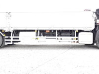 UDトラックスクオンアルミウイング大型（10t）[写真18]