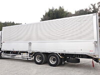 UDトラックスクオンアルミウイング大型（10t）[写真10]