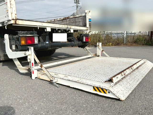 いすゞエルフ平ボディ小型（2t・3t）[写真11]