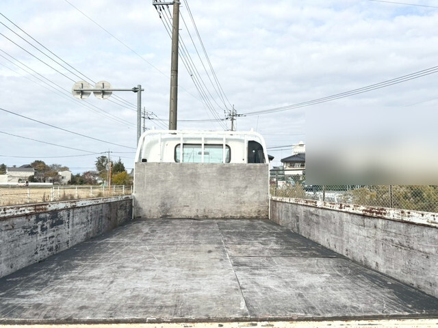 いすゞエルフ平ボディ小型（2t・3t）[写真14]