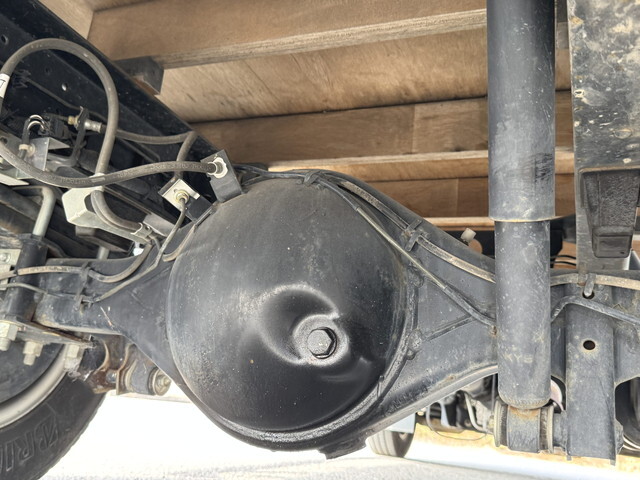 いすゞエルフ平ボディ小型（2t・3t）[写真21]