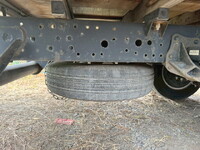 いすゞエルフ平ボディ小型（2t・3t）[写真27]