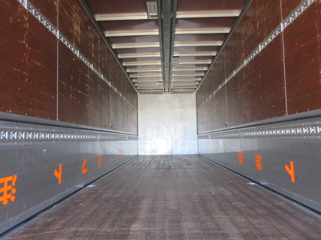 三菱ふそうスーパーグレートアルミウイング大型（10t）[写真11]