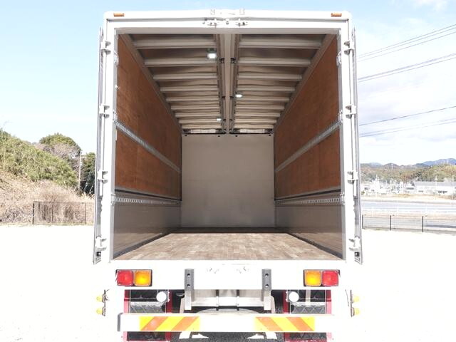 いすゞフォワードアルミウイング中型（4t）[写真14]