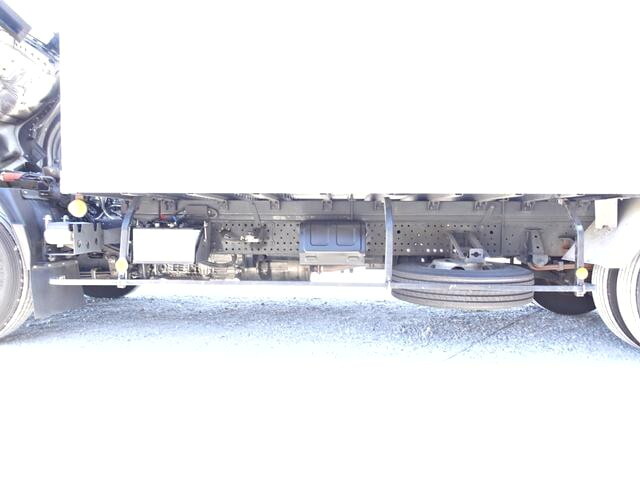 いすゞエルフパネルバン小型（2t・3t）[写真21]