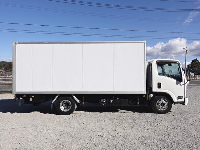 いすゞエルフパネルバン小型（2t・3t）[写真06]