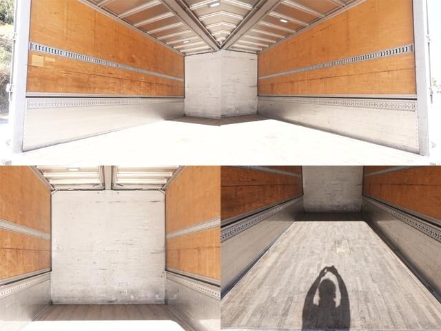 いすゞフォワードアルミウイング中型（4t）[写真14]