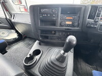 いすゞギガ平ボディ大型（10t）[写真14]