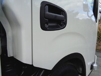 日産アトラス平ボディ小型（2t・3t）[写真14]