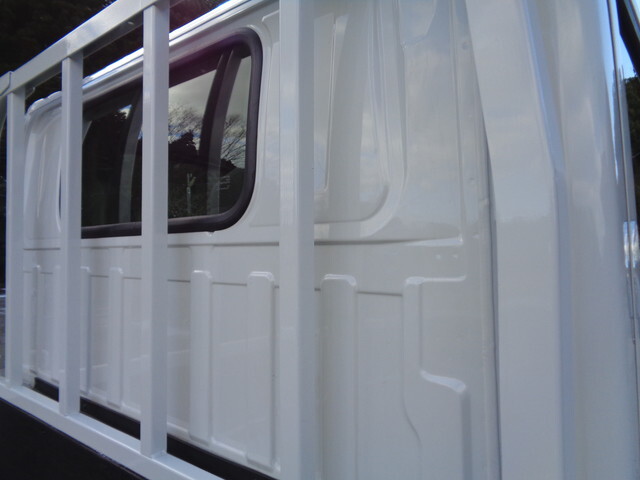 日産アトラス平ボディ小型（2t・3t）[写真17]