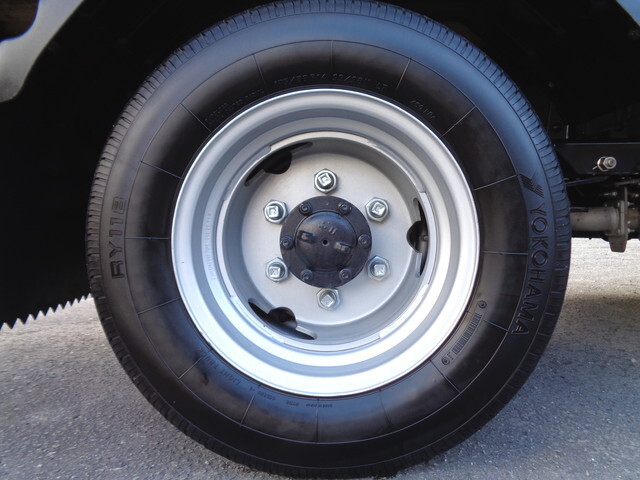 日産アトラス平ボディ小型（2t・3t）[写真24]