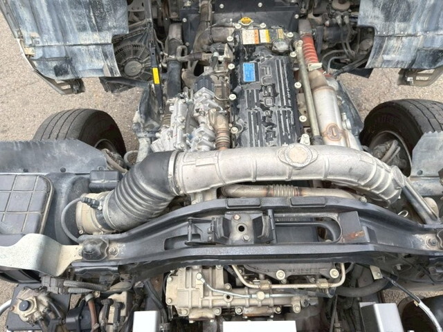 三菱ふそうファイターミキサー車（コンクリートミキサー）増トン（6t・8t）[写真22]