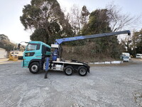 UDトラックスクオントレーラーヘッド（トラクターヘッド）大型（10t）[写真07]