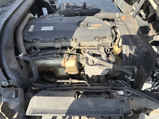 いすゞエルフアルミバン小型（2t・3t）[写真22]