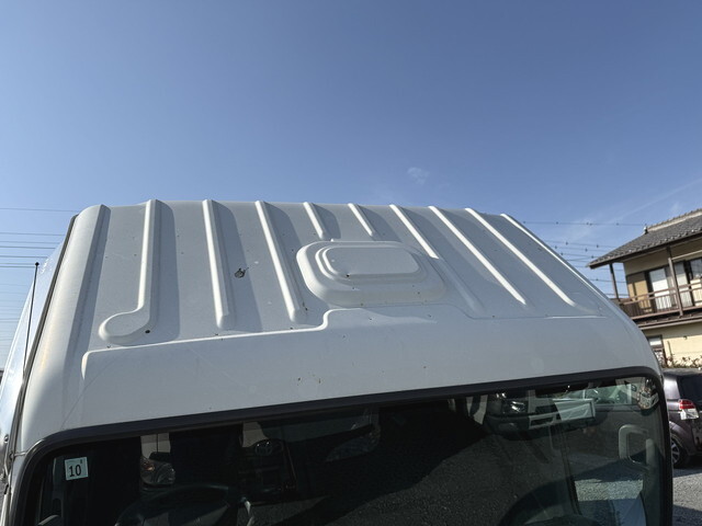 いすゞエルフアルミバン小型（2t・3t）[写真24]