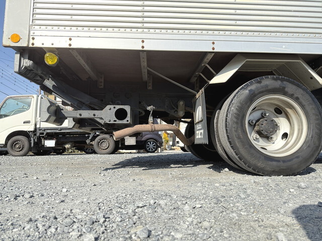 いすゞエルフアルミバン小型（2t・3t）[写真27]