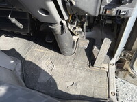 いすゞエルフアルミバン小型（2t・3t）[写真35]