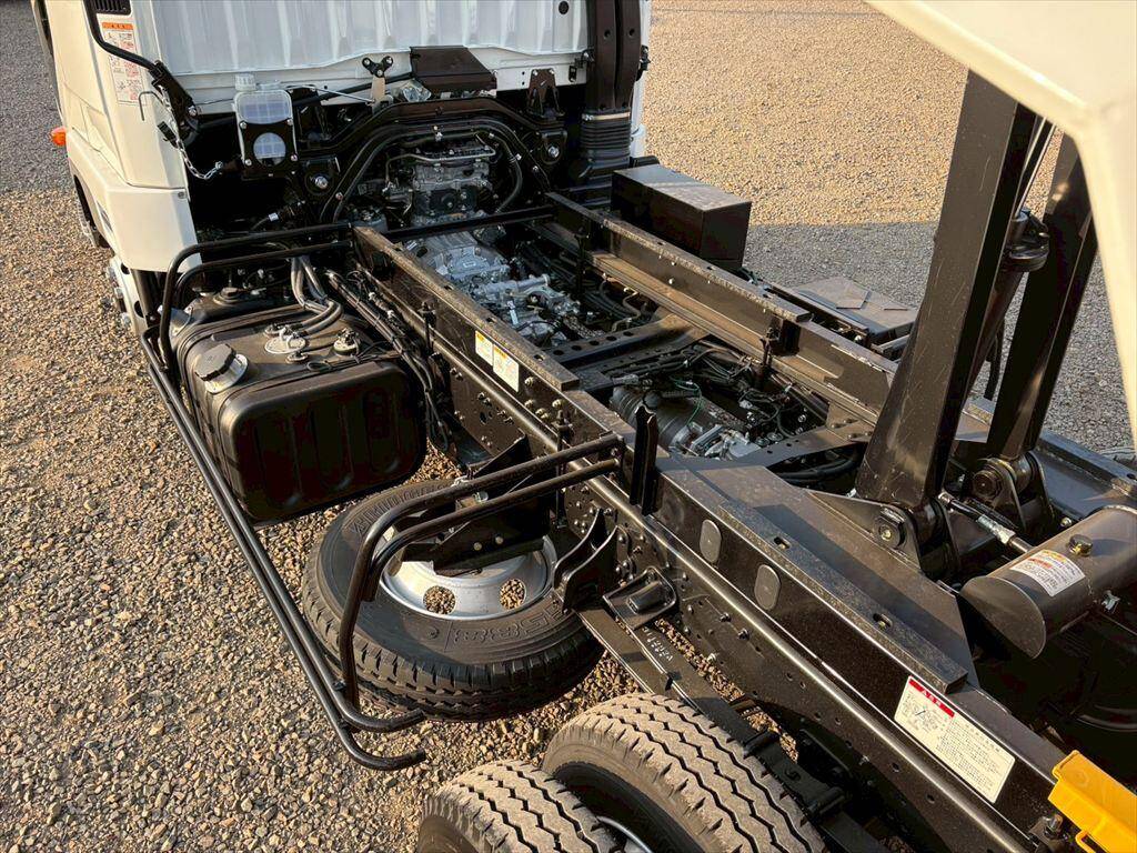 三菱ふそうファイターダンプ中型（4t）[写真13]