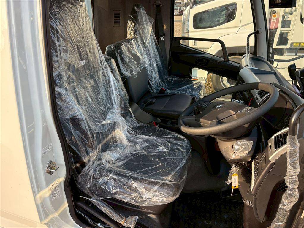 三菱ふそうファイターダンプ中型（4t）[写真20]