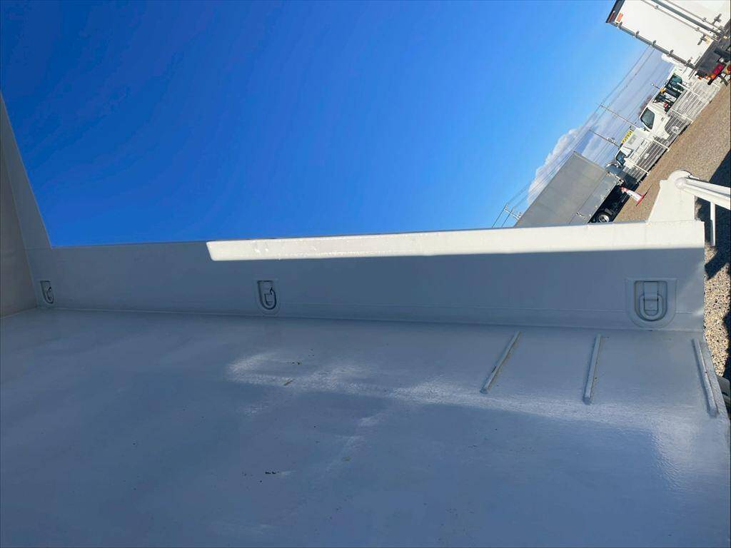 いすゞエルフローダーダンプ小型（2t・3t）[写真10]