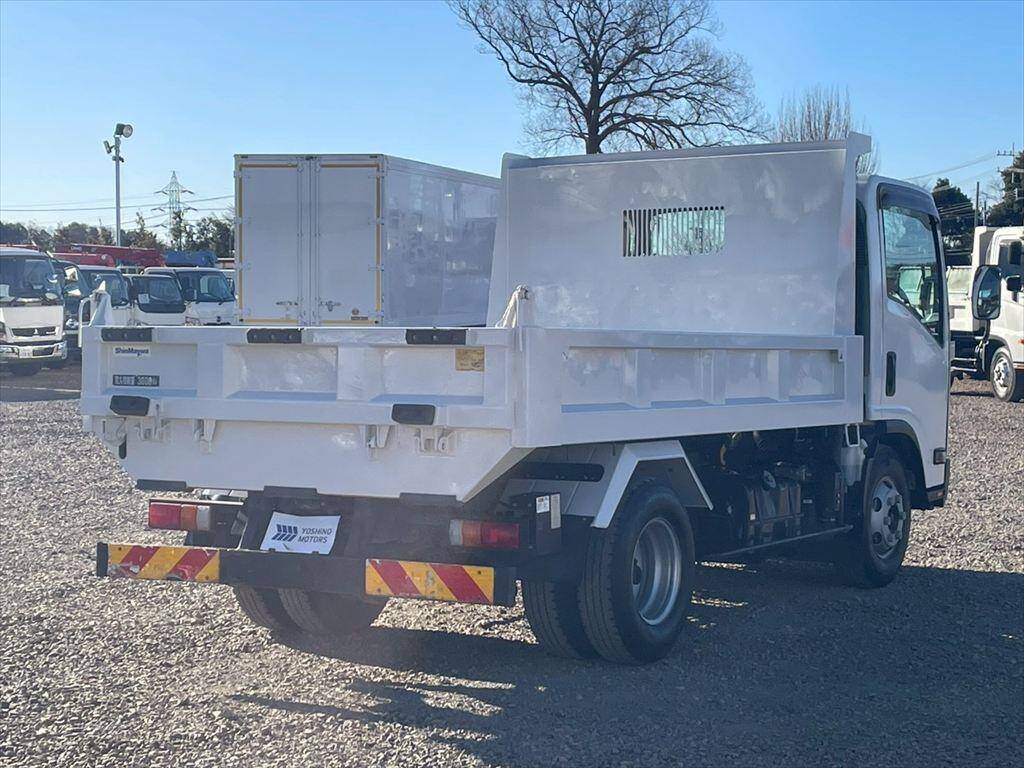 いすゞエルフローダーダンプ小型（2t・3t）[写真04]