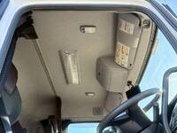 UDトラックスクオンダンプ大型（10t）[写真25]