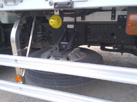 いすゞフォワードアルミウイング中型（4t）[写真13]