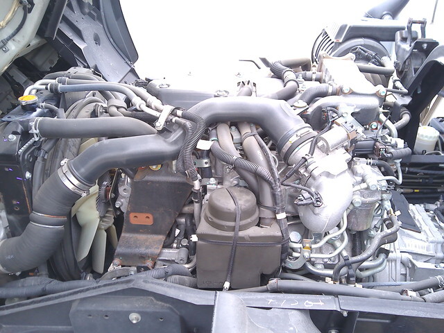 いすゞフォワードアルミウイング中型（4t）[写真35]