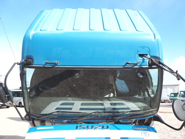 いすゞギガセーフティローダー大型（10t）[写真10]