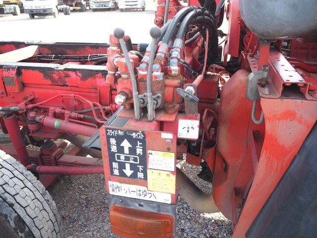 いすゞギガセーフティローダー大型（10t）[写真12]