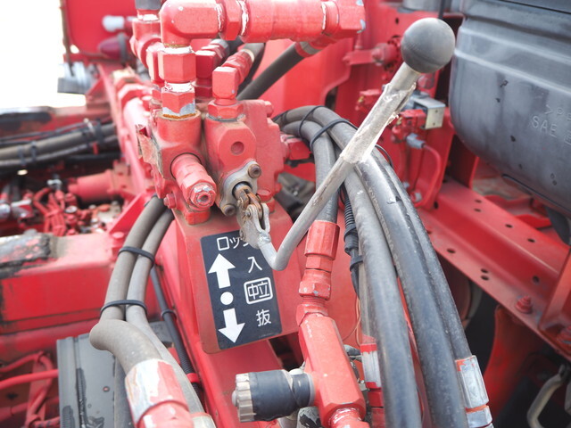 いすゞギガセーフティローダー大型（10t）[写真13]