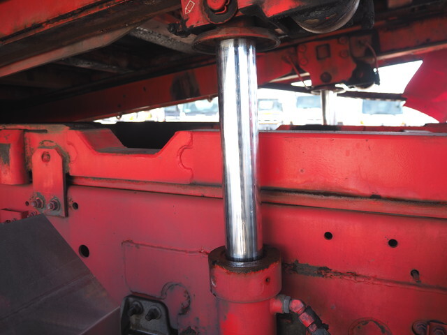 いすゞギガセーフティローダー大型（10t）[写真19]