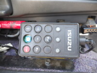 いすゞギガセーフティローダー大型（10t）[写真38]