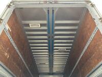 UDトラックスコンドルアルミウイング増トン（6t・8t）[写真16]