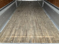 UDトラックスコンドルアルミウイング増トン（6t・8t）[写真17]