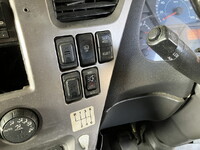 UDトラックスコンドルアルミウイング増トン（6t・8t）[写真37]