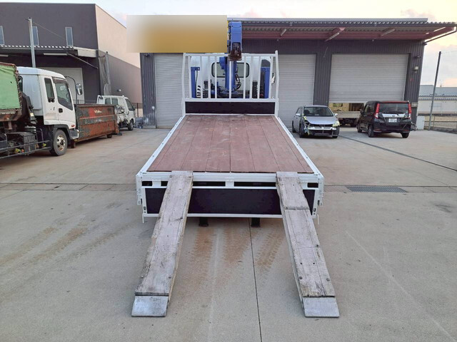 いすゞエルフセルフクレーン3段小型（2t・3t）[写真11]