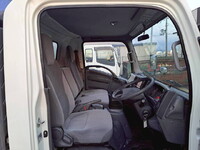 いすゞエルフセルフクレーン3段小型（2t・3t）[写真12]